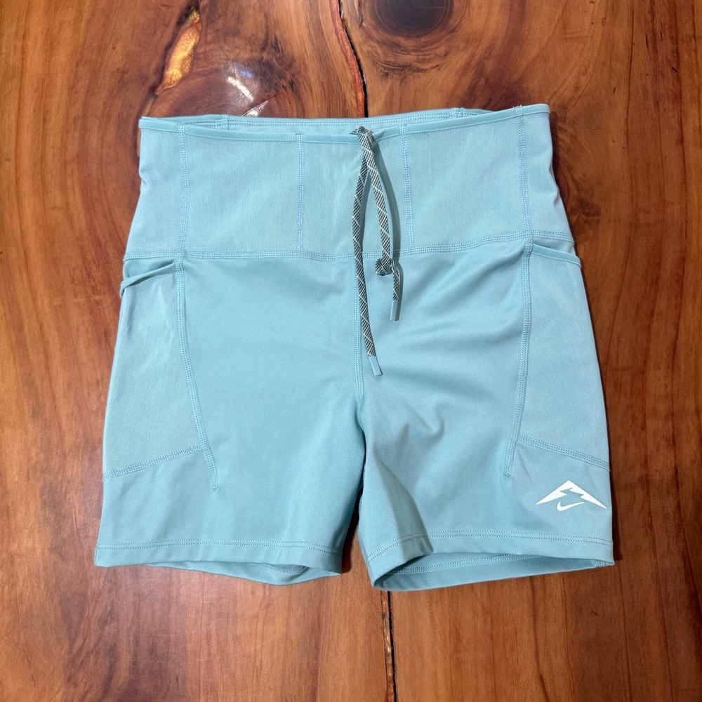 Nike Trail Tight Fit Running Women's Shorts Small Dri Fit HV2352 Bike Pocket L11